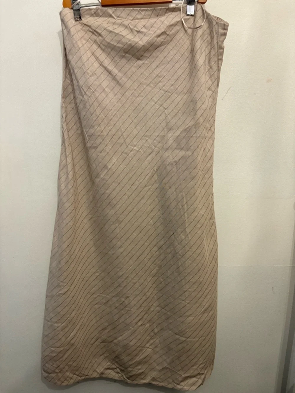Banana Republic Strapless Cream Midi Dress - Picture 2 of 5